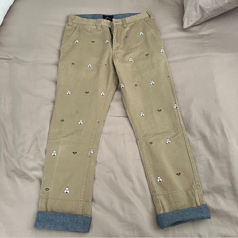 10.Deep Men’s Embroidered Khaki Pants